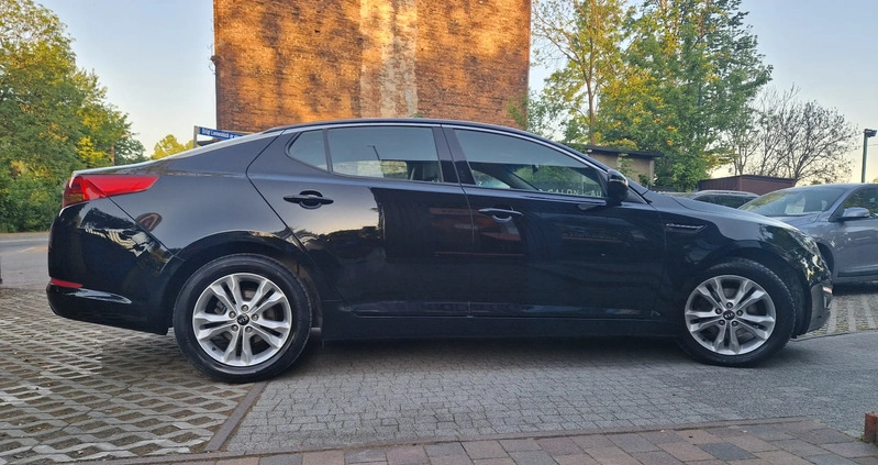 Kia Optima cena 40900 przebieg: 141000, rok produkcji 2013 z Sosnowiec małe 704